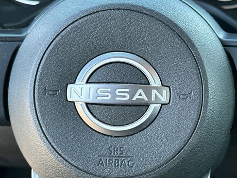 Certified 2024 Nissan Rogue SV FWD image 23