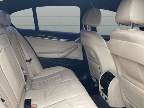 Used 2017 BMW 530i RWD image 19