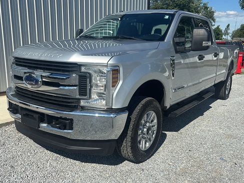 Used 2019 Ford F250 XLT AWD/4WD image 11