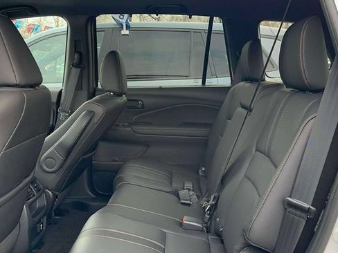 Certified 2023 Honda Passport TrailSport image 9