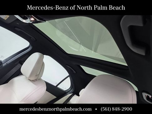 Used 2023 Mercedes-Benz C 300 Sedan image 12