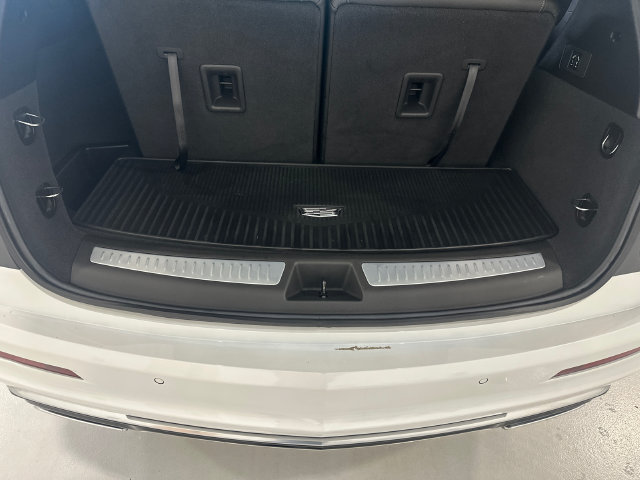 Certified 2024 Cadillac XT6 Luxury w/ LPO, Floor Liner Package AWD/4WD image 27