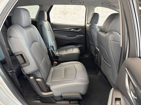 Used 2020 Buick Enclave Essence AWD/4WD image 44