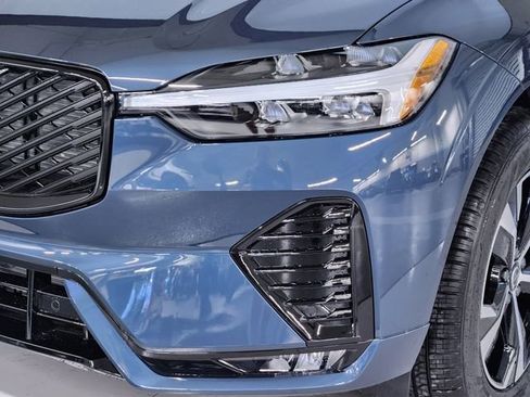 New 2026 Volvo XC60 B5 Core image 12