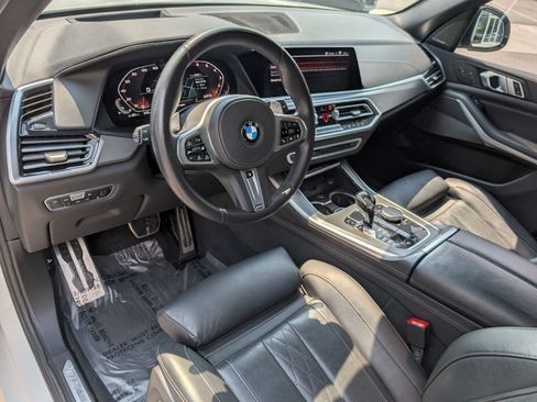 Used 2020 BMW X5 M50i w/ Executive Package AWD/4WD image 15