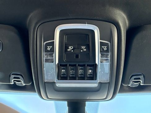 Used 2019 RAM 1500 Big Horn AWD/4WD image 39