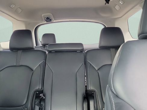 Used 2023 Honda Pilot EX-L image 9