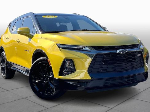 Used 2022 Chevrolet Blazer RS w/ Enhanced Convenience Package image 2