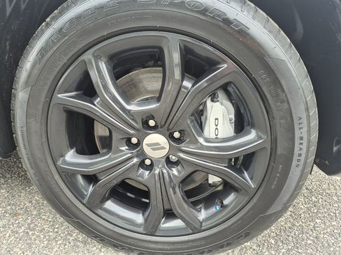 Used 2024 Dodge Hornet R/T Plus w/ R/T Blacktop Package AWD/4WD image 9