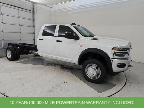 New 2026 RAM 5500 Tradesman w/ Chrome Appearance Group AWD/4WD image 2