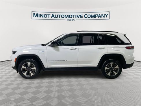 Used 2024 Jeep Grand Cherokee Limited 4xe AWD/4WD image 5