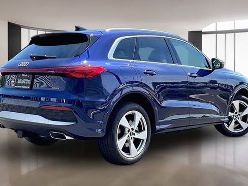 Used 2025 Audi Q5 Premium Plus w/ Premium Plus AWD/4WD image 5