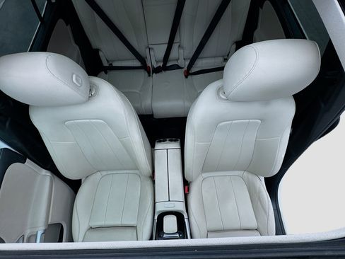 Used 2021 Mercedes-Benz GLB 250 image 14