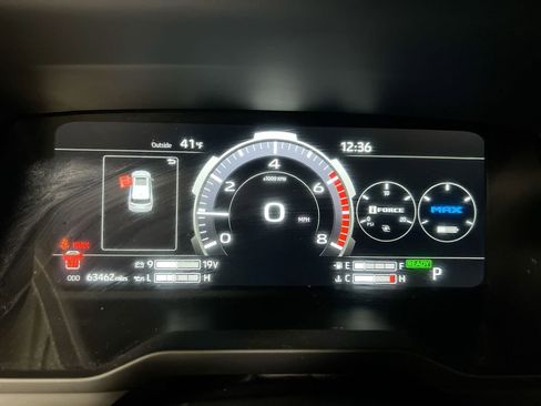 Used 2024 Toyota Sequoia SR5 w/ SR5 Premium Package image 12