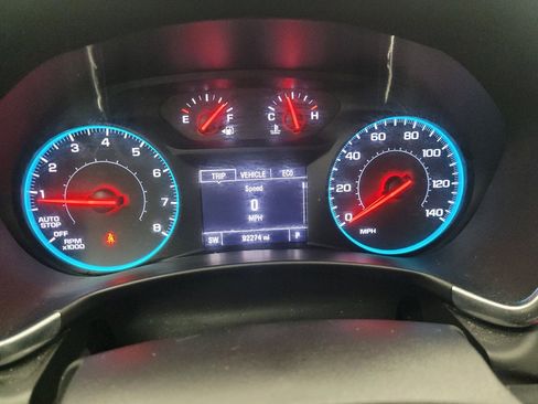Used 2018 Chevrolet Equinox LT FWD image 23