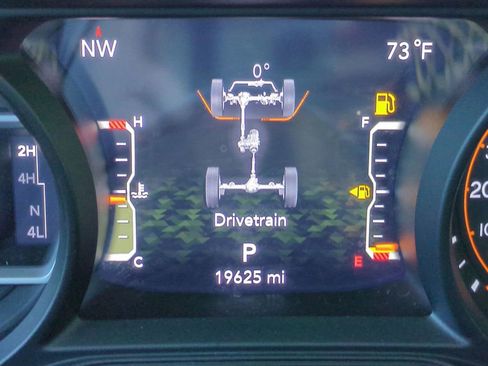 Used 2024 Jeep Wrangler Unlimited Sport AWD/4WD image 30
