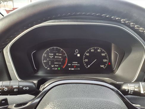 Used 2024 Honda Pilot Touring image 10