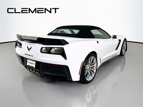 Used 2017 Chevrolet Corvette Z06 w/ Z07 Performance Package image 7