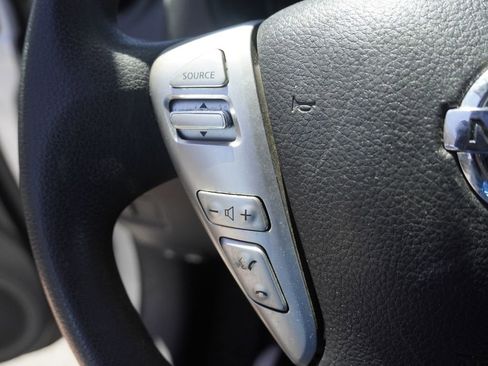 Used 2018 Nissan Versa S Plus FWD image 11