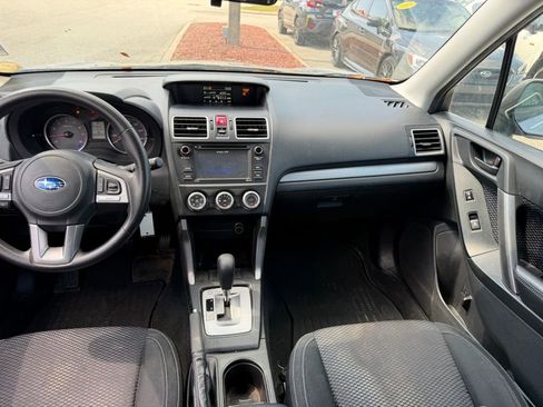 Used 2018 Subaru Forester 2.5i w/ Alloy Wheel Package image 21