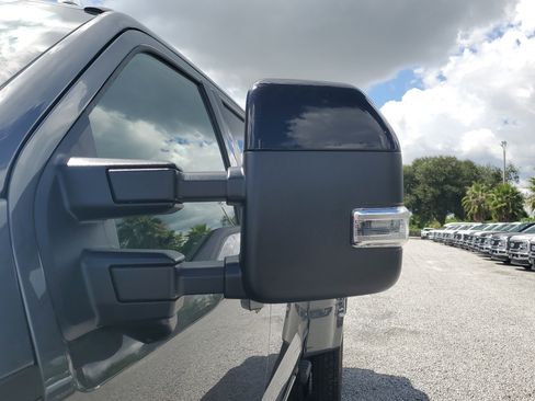 New 2026 Ford F450 Platinum w/ FX4 Off-Road Package image 5