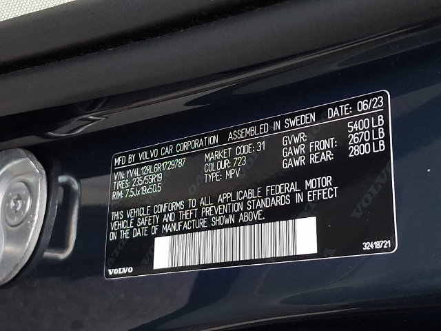 Used 2024 Volvo XC60 B5 Plus w/ Protection Package Premier AWD/4WD image 28