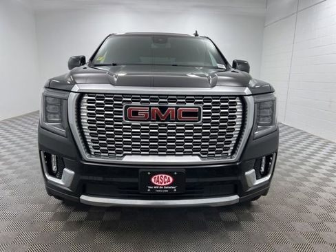 Used 2023 GMC Yukon Denali AWD/4WD image 3