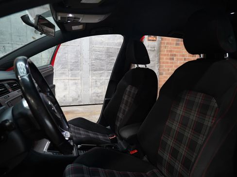 Used 2016 Volkswagen GTI S image 36