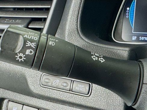 Used 2019 Nissan Leaf SV image 13