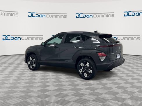 Used 2024 Hyundai Kona SEL AWD/4WD image 6