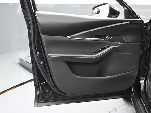 Used 2021 MAZDA CX-30 AWD 2.5 S image 38