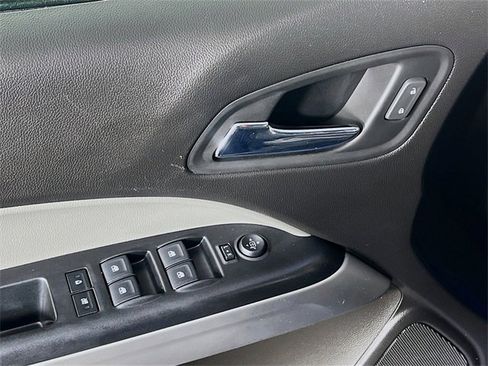 Used 2018 Chevrolet Colorado LT w/ LT Convenience Package image 11