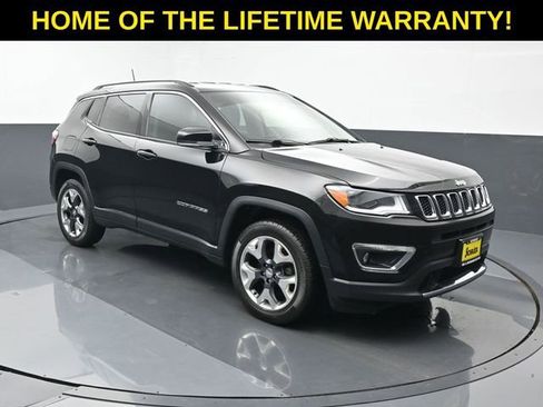 Used 2018 Jeep Compass Limited w/ Navigation Group image 8