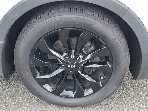 Used 2020 Kia Sorento S AWD/4WD image 8