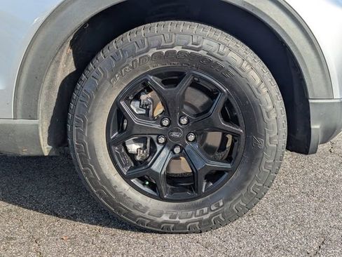 Certified 2022 Ford Explorer Timberline image 11