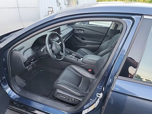 Used 2023 Honda Accord Touring image 13