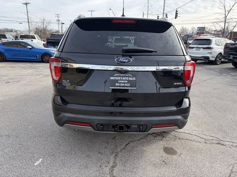 Used 2019 Ford Explorer XLT w/ Equipment Group 201A image 6
