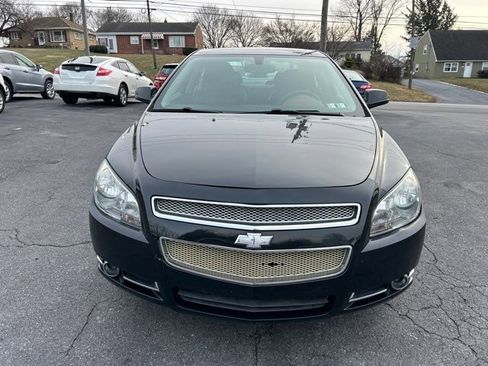 Used 2010 Chevrolet Malibu LTZ image 3