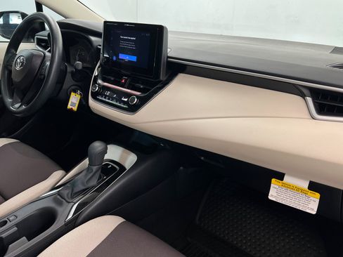 Used 2026 Toyota Corolla LE FWD image 25