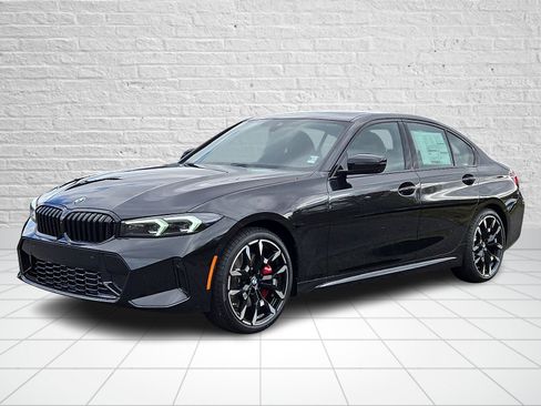 New 2026 BMW 330i xDrive Sedan w/ M Sport Package image 2