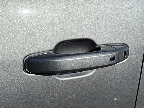 Used 2024 Chevrolet Silverado 2500 LT image 14