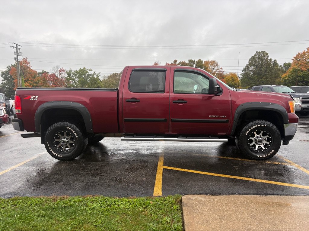 Used 2013 GMC Sierra 2500 SLE w/ SLE Preferred Package AWD/4WD image 5