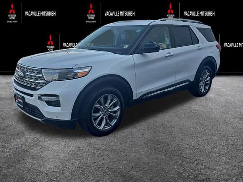Used 2023 Ford Explorer Limited AWD/4WD image 6