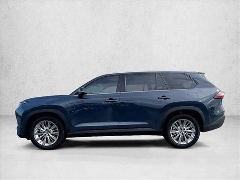 Used 2026 Toyota Grand Highlander AWD image 6