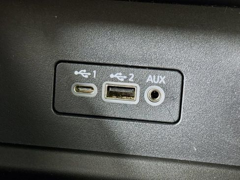 Used 2021 Nissan Sentra SV FWD image 14