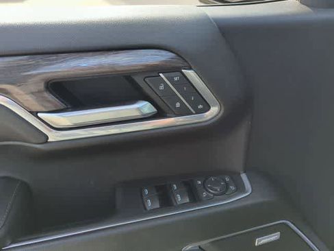 Certified 2022 Chevrolet Silverado 1500 LTZ w/ LTZ Premium Package image 23