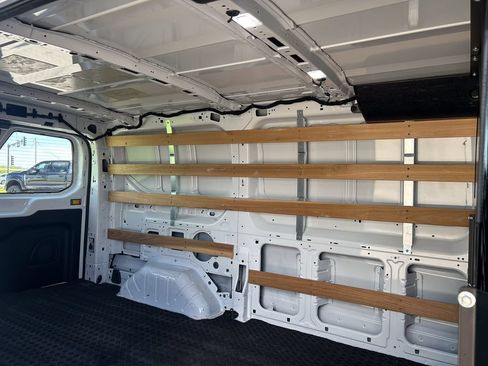 Used 2025 Ford Transit 250 Low Roof w/ Exterior Upgrade Package RWD image 23
