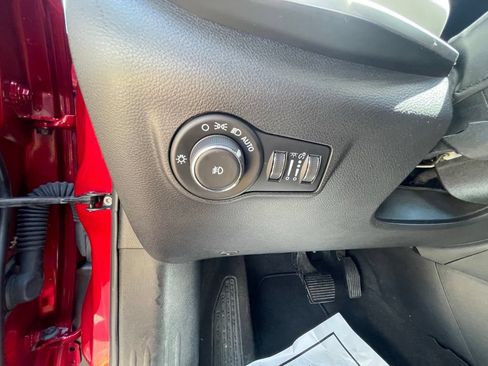 Certified 2025 Jeep Compass Limited AWD/4WD image 21
