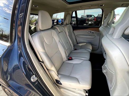 Used 2022 Volvo XC90 T8 Inscription Expression image 28