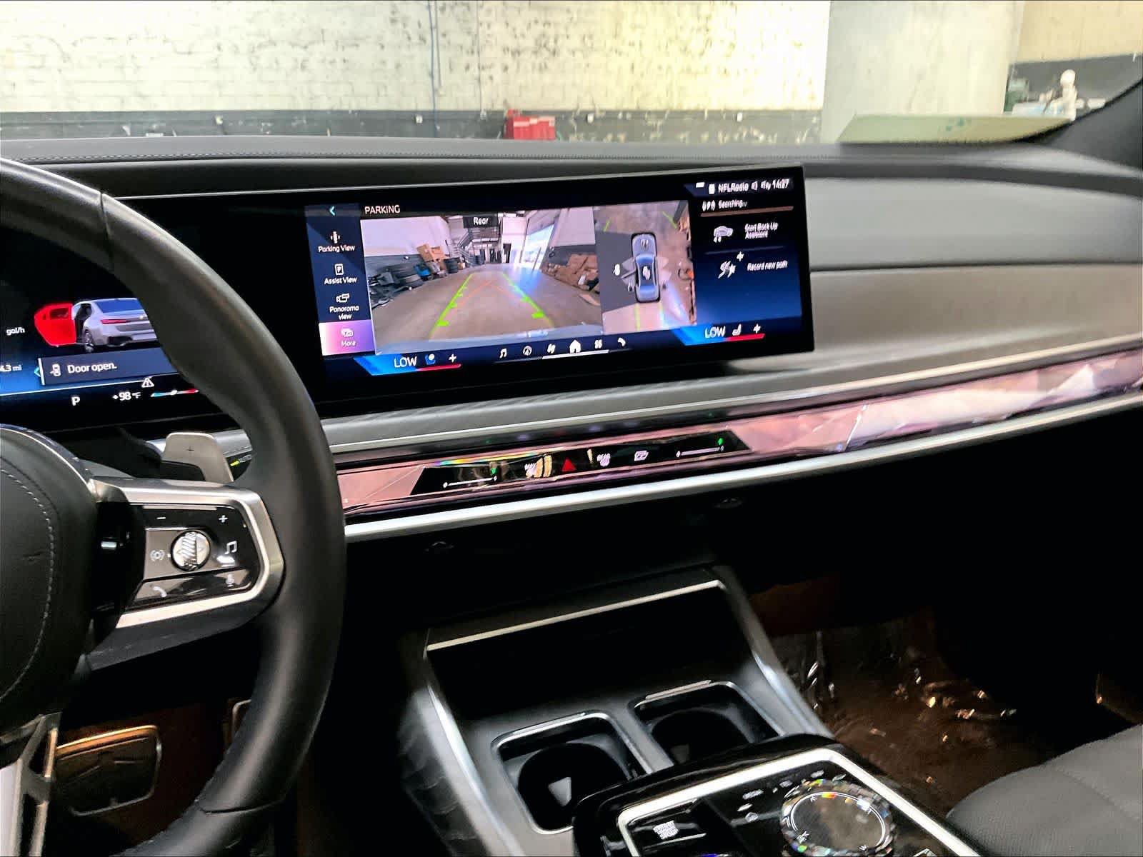 Used 2025 BMW 760i xDrive AWD/4WD image 11